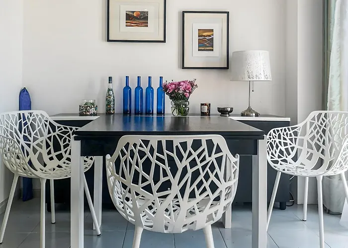 Lets Holidays 1 Min To The 2 Apartment *